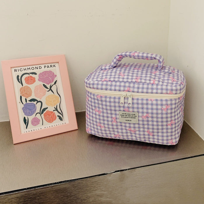 Wholesale plaid cosmetic bag large capacity high-end sense cute portable high-value storage bag