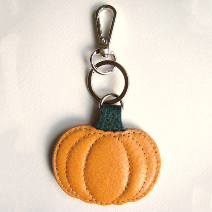 Wholesale Trendy Leather Pumpkin Keychain  Decorative Pendant Blue Green Car Keychain Accessory For Resale