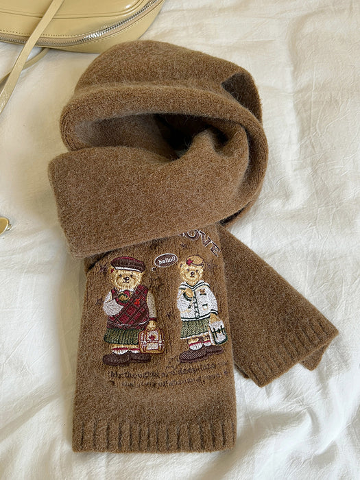 Wholesale Embroidered Academy Style Bear Knitted