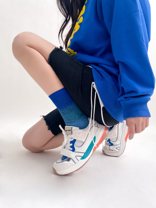 Wholesale Trendy Double Needle Tie Dyeing Gradient Color Personalized Men and Women Couple Pure Cotton Middle Socks