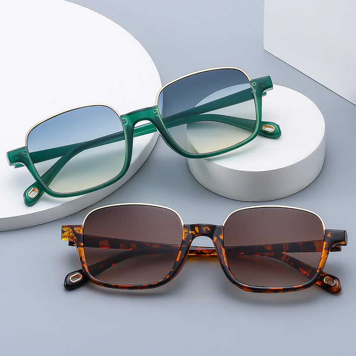 Wholesale New gradient sunglasses, high-end and UV resistant sunglasses