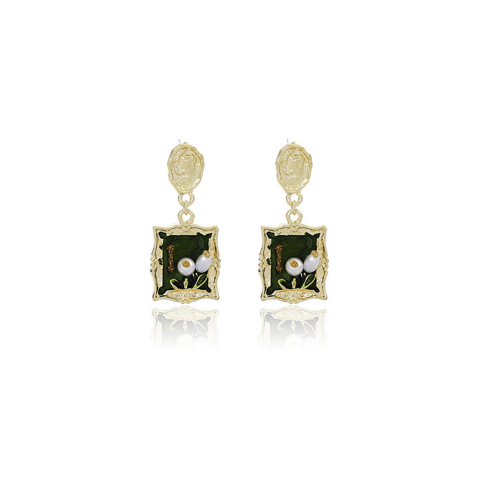 Wholesale Retro Zinc Alloy Earrings with Green Flower Design Jewelry Accessory