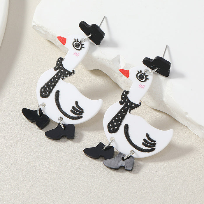 Wholesale Duck Detective cute acrylic women' s earrings European and American personality funny exaggerated earrings