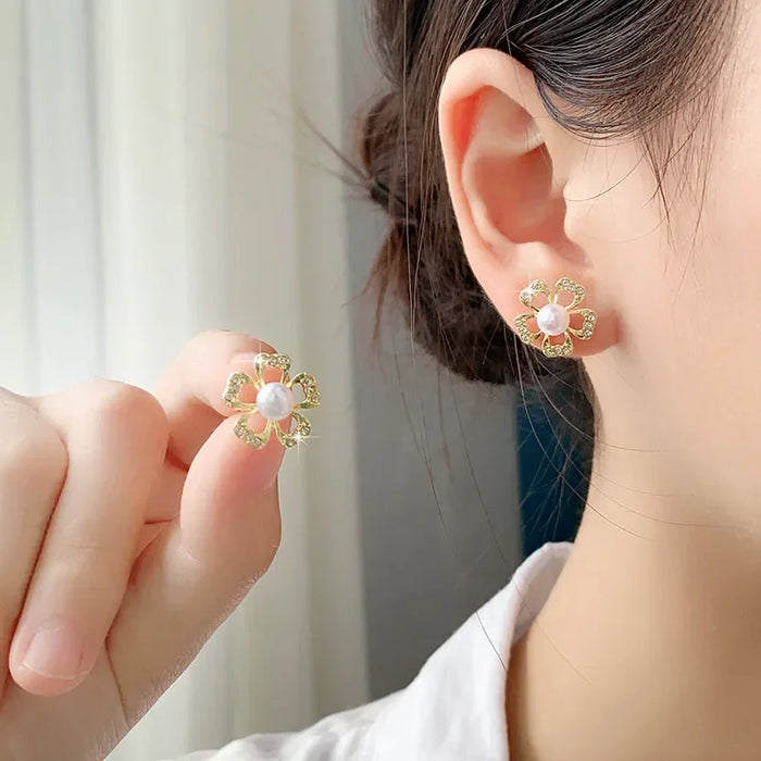 Wholesale flower stud earrings fashion  pearl S925 silver needle