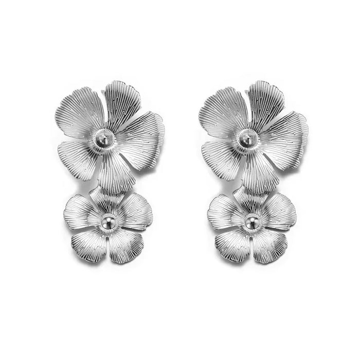 Wholesale Exaggerated jewelry, fashionable alloy, pearl earrings, personalized flower earrings, niche earrings