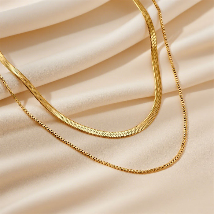 Wholesale 2pcs Simple and stylish  snake chain cross- hop jewelry chain set stainless steel chain necklace