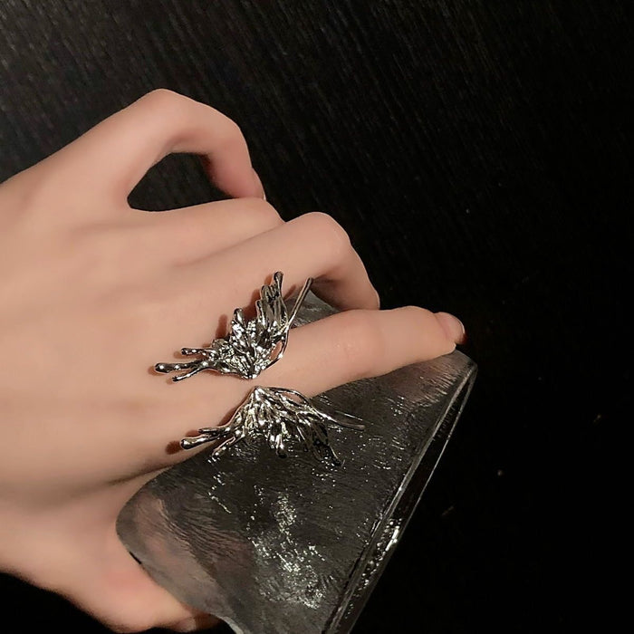 Wholesale Small niche design, high-end liquid butterfly opening ring, personalized index finger ring