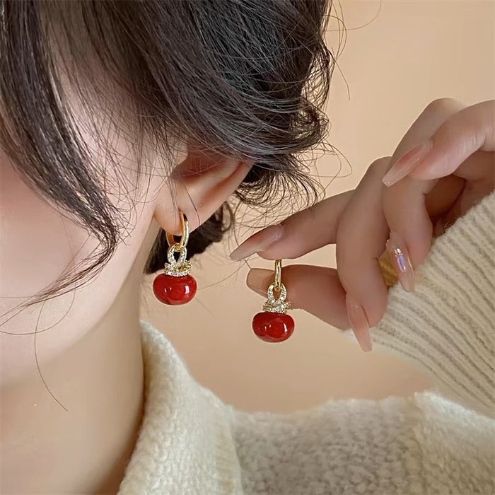 Wholesale 2. Light luxury, high-end, fashionable temperament, bread beads, high-end ear studs and earrings