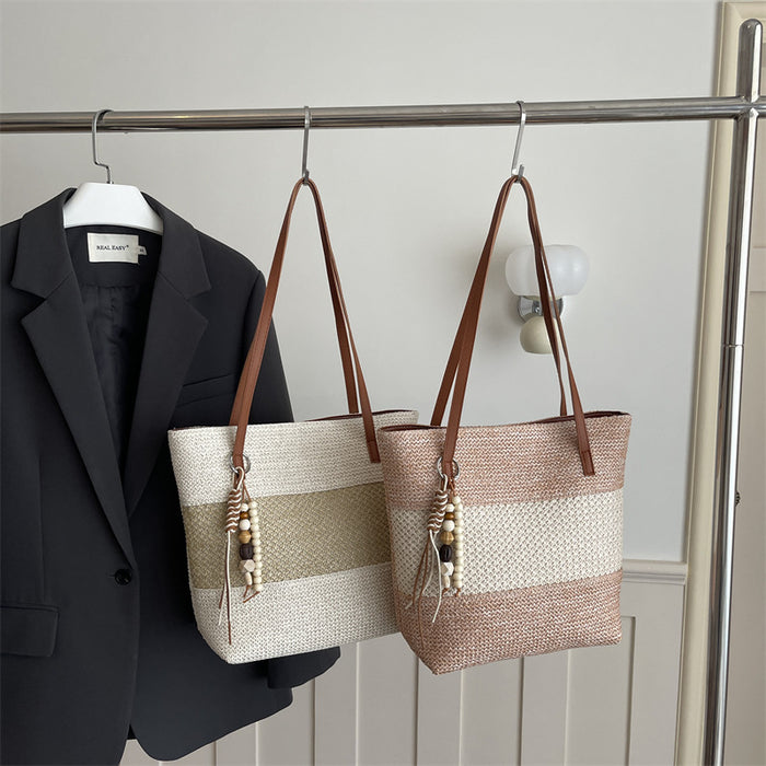 Wholesale Large Capacity Stylish and Unique Minimalist Underarm Bag for Women