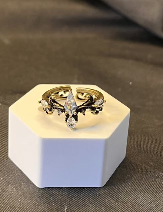 Wholesale Retro love ring for women, niche design, light luxury, versatile temperament, high-end ring for women