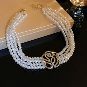 Wholesale Pearl necklace for women in summer, light luxury, niche, high-end design, versatile in autumn and winter