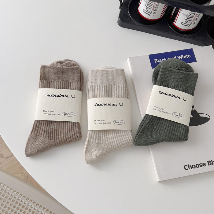 Wholesale Solid color men's socks, fashionable mid tube socks, breathable, sweat absorbing, comfortable cotton socks