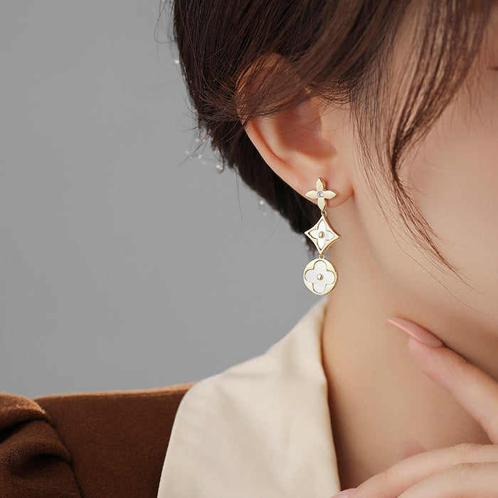 Wholesale Four leaf flower pendant earrings, silver needles, small fragrance style earrings, high-end design earrings for women