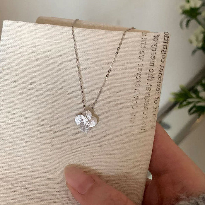 Wholesale Filigree Zircon Flower long necklace