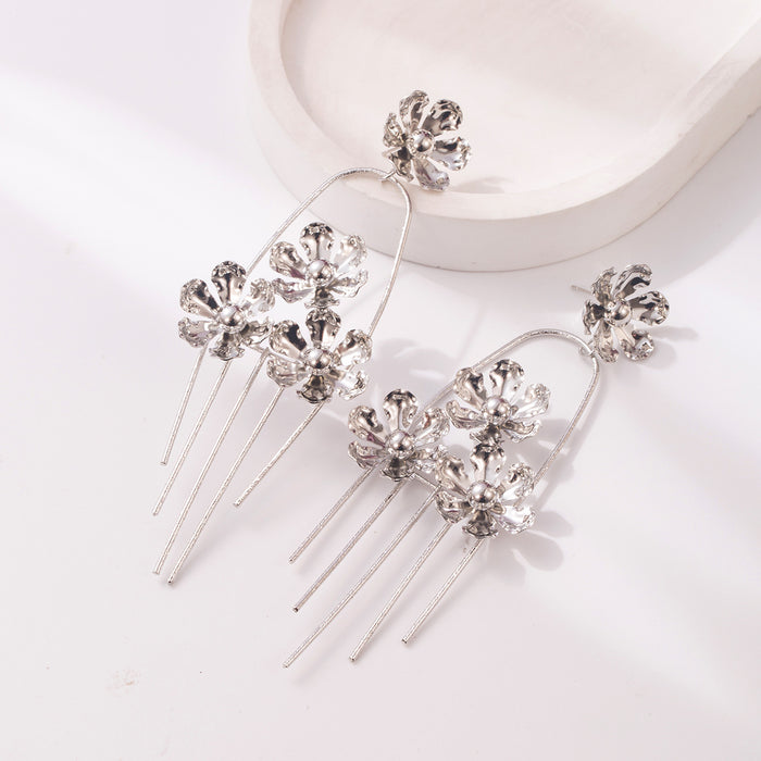 Wholesale Vintage Flower Tassel Drop Earrings Alloy Gold Electroplated