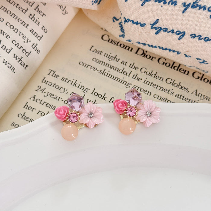 Wholesale Vintage temperament flower earrings, high-end, elegant, niche, irregular earrings, crystal personalized earrings