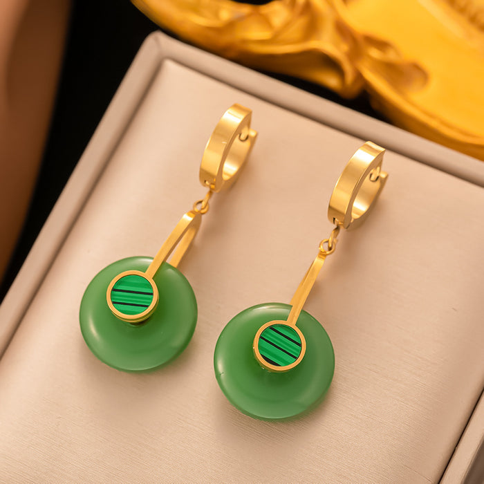 Wholesale Titanium steel pleated heart-shaped ear buckle earrings with a high-end feel, retro earrings, fashionable temperament, earrings for women