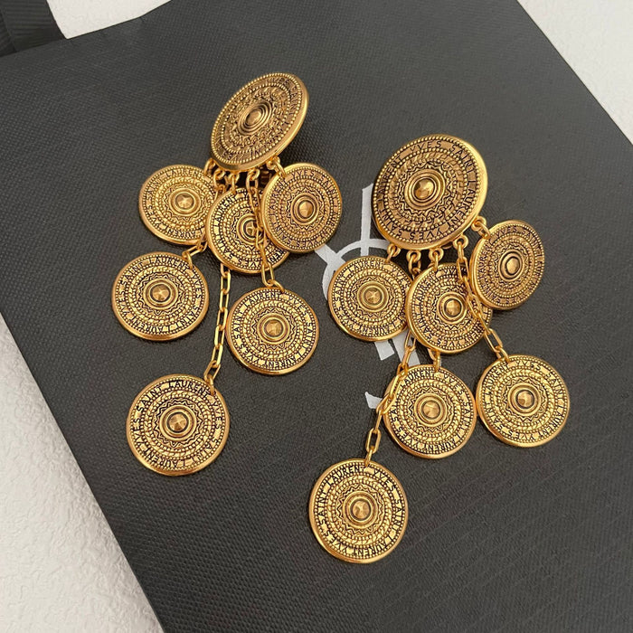 Wholesale Small niche retro round gold coin earrings, simple, fashionable, exaggerated style, medieval large ear clip