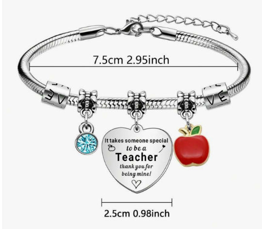 Wholesale Stainless steel chain bracelet with hollowed out heart-shaped circular hanging tag, engraved pendant, diamond inlaid butterfly pendant, stainless steel bracelet