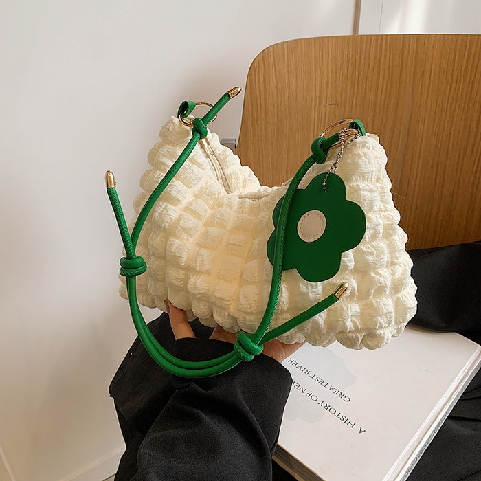 Wholesale Single shoulder armpit bag, casual and fashionable, hand-held tote bag