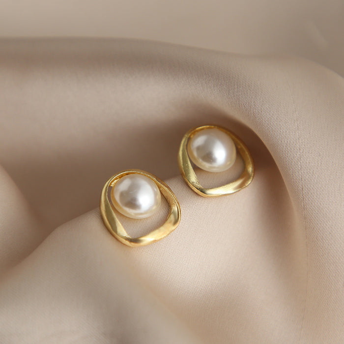 Wholesale Elegant Pearl Stud Earrings