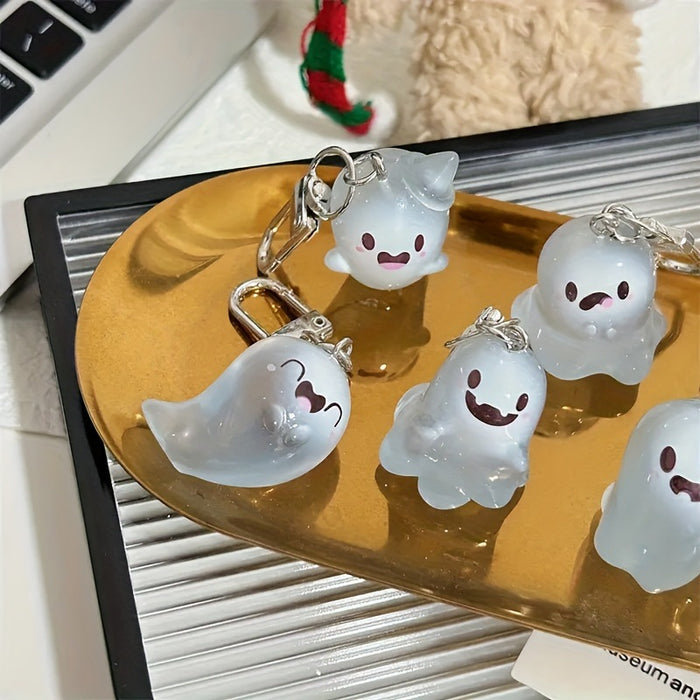 Wholesale Cute Glow-in-the-Dark Ghost Keychain Resin Material Includes Bag and Card Decorative