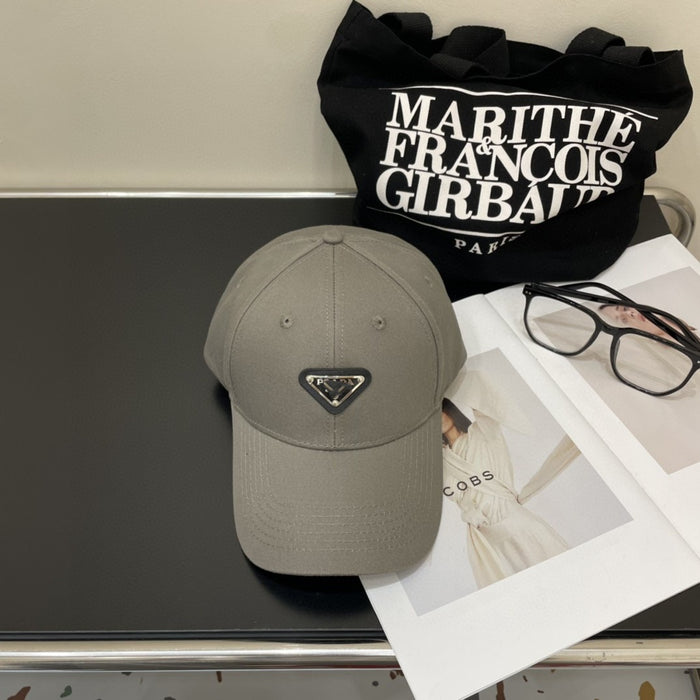 Wholesale Hardtop baseball cap, fashionable and versatile, casual, sunscreen and sunshade, duckbill cap