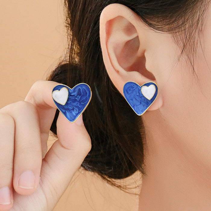 Wholesale Geometric earrings with a high-end feel, compact earrings, earrings, and fashionable earrings