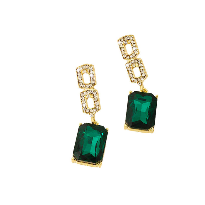 Wholesale Green square earrings, niche high-end silver needle emerald earrings, new temperament earrings, retro gemstone earrings