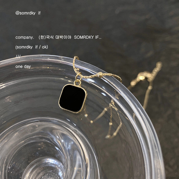 Wholesale Geometric block necklace, light luxury, niche design, collarbone chain