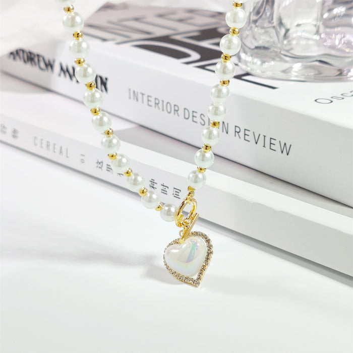 Wholesale Personalized design, clavicle chain, simple temperament, elegant heart, necklace, retro heart