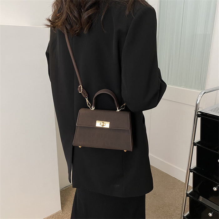 Wholesale Fashionable crossbody simple commuting bag, simple single shoulder trendy bag