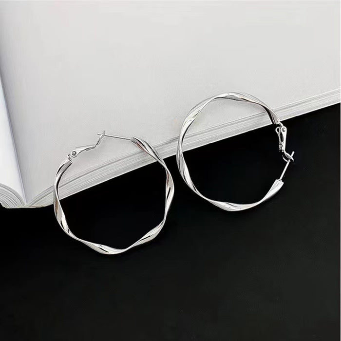 Wholesale geometric ear clip large circle earrings without ear hole ear clip female temperament earrings