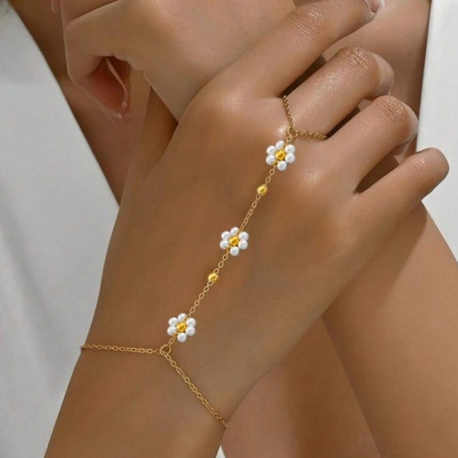 Wholesale Stainless steel handmade bead chain flower pearl niche bracelet