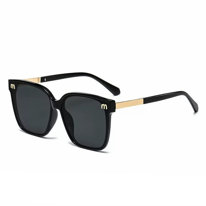 Wholesale Large frame sunglasses with a high-end feel, retro box design, UV resistant sunglasses for the beach