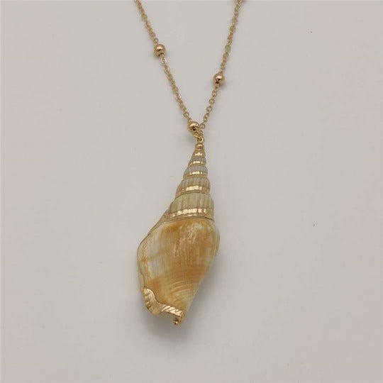 Wholesale Bohemian Beach Style Shell Pendant Necklace Gold Plated Edge Jewelry Accessory MOQ≥2