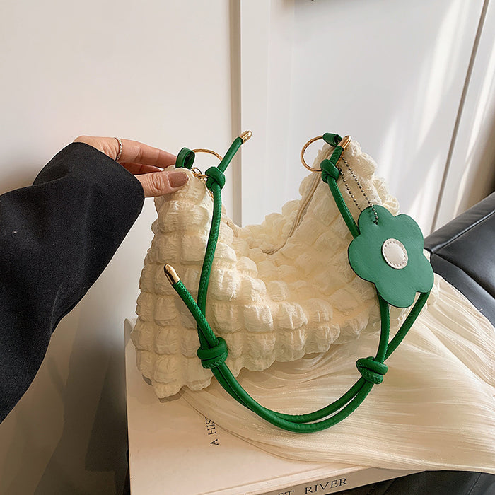 Wholesale Single shoulder armpit bag, casual and fashionable, hand-held tote bag