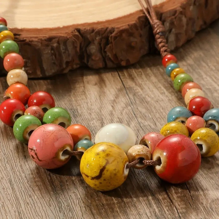 Wholesale Fashionable retro ceramic bead necklace with colorful personality and simple women's necklace