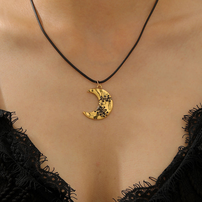 Wholesale  Retro Gothic Patched Worn Moon Pendant Necklace Holiday Versatile