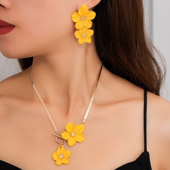 Wholesale Fashionable flower snake bone necklace and earrings set