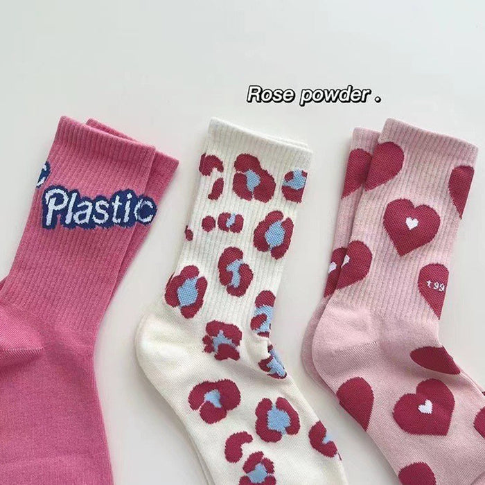 Wholesale Cute flower socks, mid tube socks, heart-shaped letters, simple and trendy long tube socks