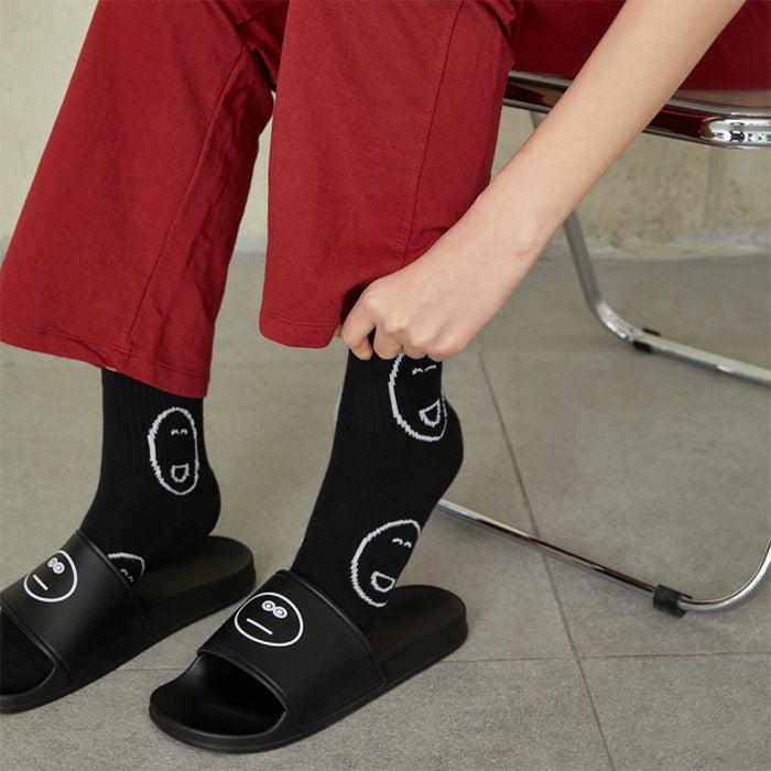 Wholesale Mid length socks, high-quality socks, casual men's socks, trendy socks, simple sports socks