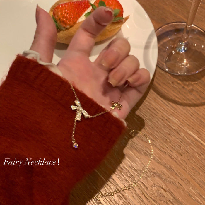 Wholesale Necklace with niche design, gold collarbone chain, women's light luxury versatile necklace