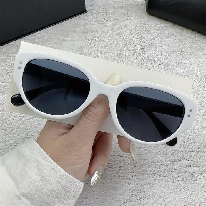 Wholesale Sunglasses with a high-end feel, retro sunglasses, UV resistant glasses