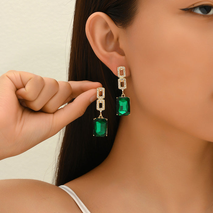 Wholesale Versatile alloy diamond studded earrings, emerald earrings, light luxury earrings