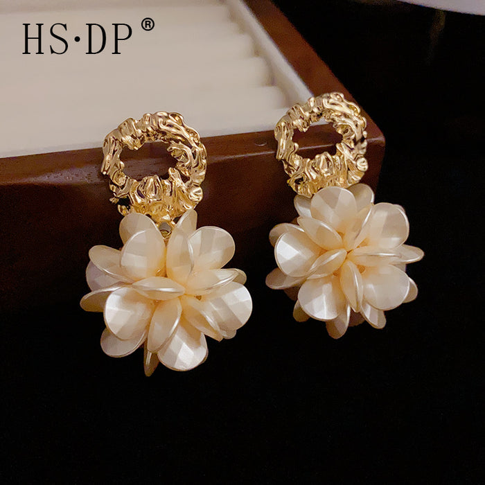 Wholesale Metal Petal Earrings JDC-ES-HanDu008