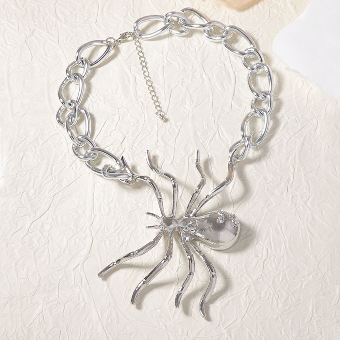 Wholesale alloy spider pendant chain necklace versatile simple fashion