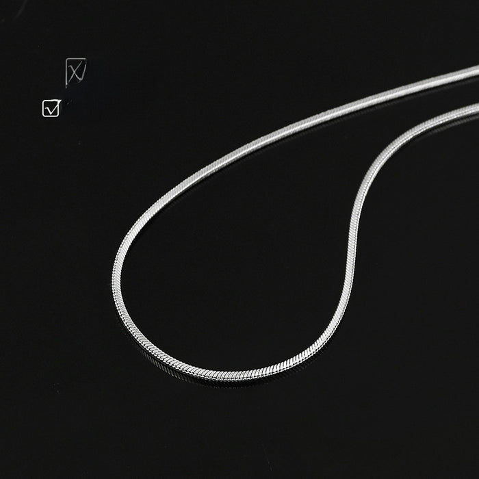 Wholesale Accessories: Snake bone chain necklace, niche trendy brand, thin men's unisex, versatile titanium steel neck, men's collarbone, sweater chain