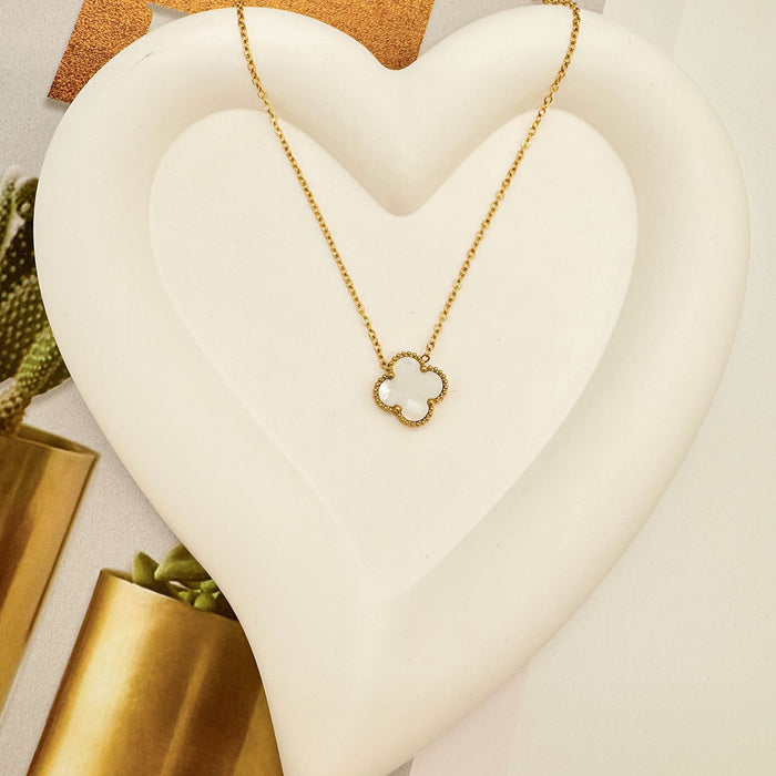 Wholesale Stainless steel double-sided mother of pearl clover necklace with light luxury and high-end feel