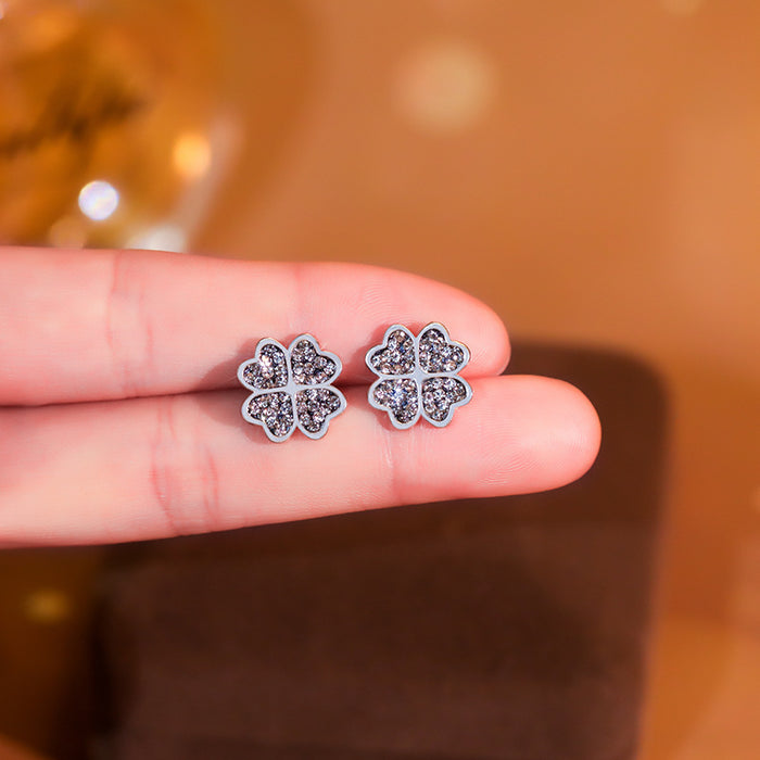 Wholesale Small earrings without ear holes, light luxury temperament, exquisite earrings, ear clips